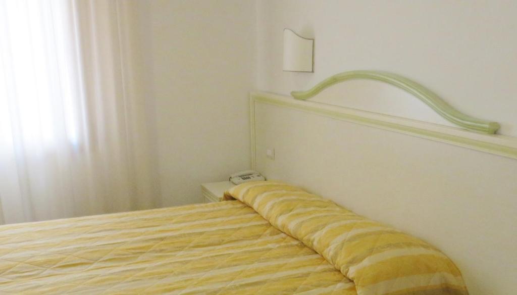 Hotel Due Torri Porto Azzurro Ruang foto